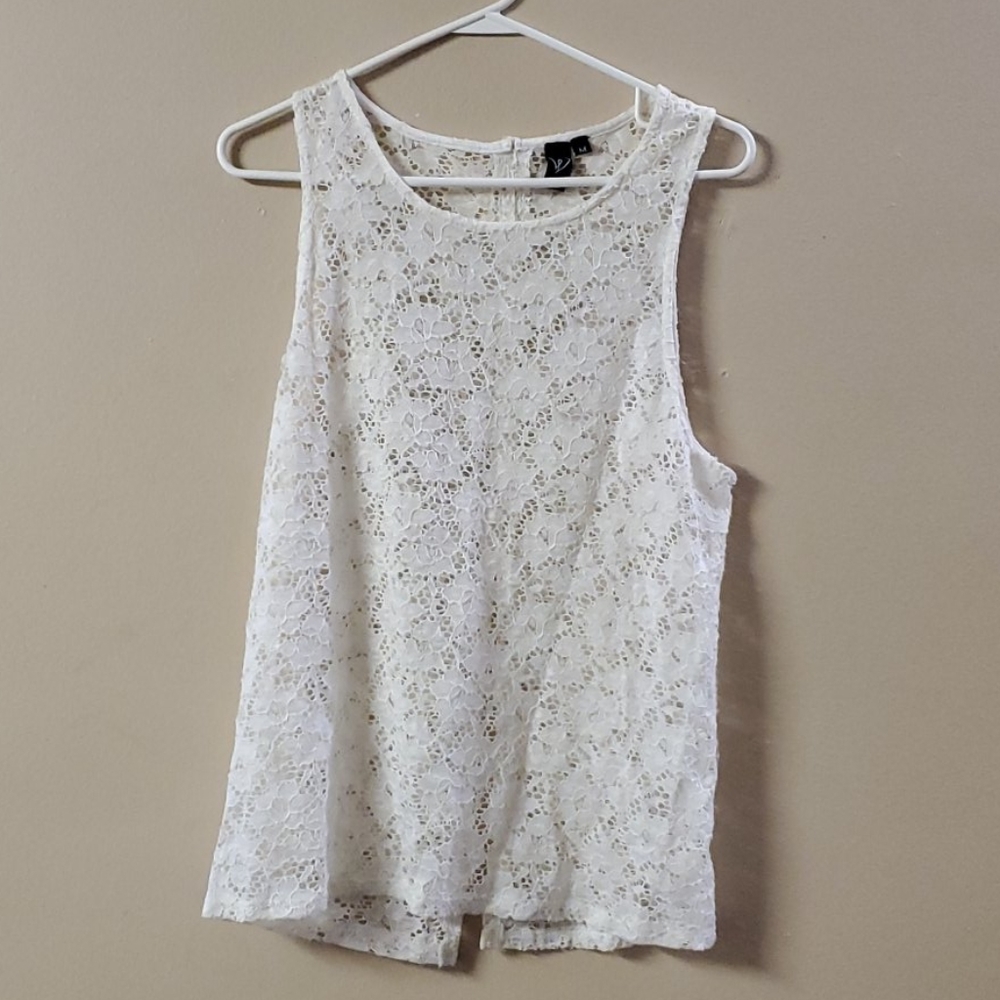White lace tank top